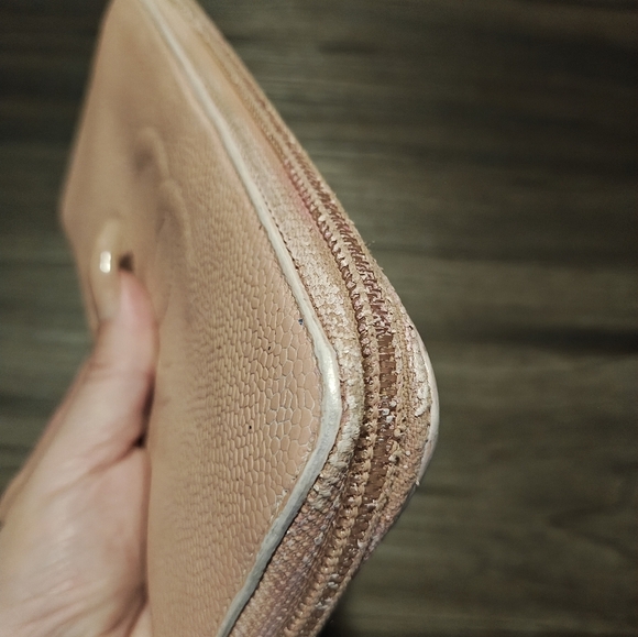 CHANEL CC Caviar Continental Zip Long Wallet - Picture 3 of 13